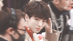 王俊凯漏勺吃西瓜_天涯黑料明星王俊凯,_王俊凯吃瓜视频