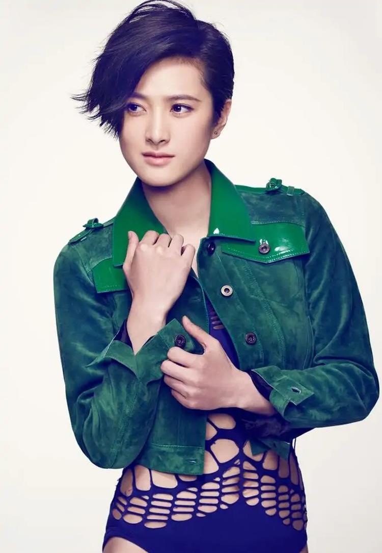 娱乐圈长得很像的明星_明星撞脸相似度排行_檀健次隋俊波撞脸分析