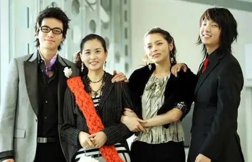 崔智友蔡琳尹恩惠刘仁娜刘荷娜韩恩贞金宣儿郑丽媛李多海朴诗妍_韩国整容女明星颜值变化_韩剧整容女明星