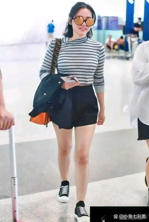 短腿的女明星有谁_长短腿明星_女明星短腿