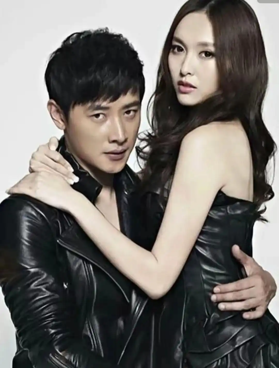 娱乐圈夫妻有哪些照片_零绯闻明星夫妻_模范夫妻幸福生活