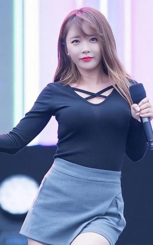 金智媛李多海刘仁娜魅力分析_可爱微胖韩国女明星表情包_韩国的美女明星