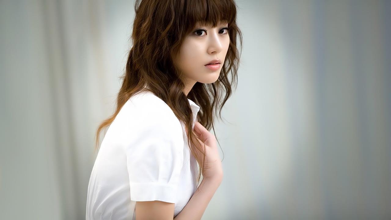 明星黑料档案: 揭秘圈内那些不为人知的秘密